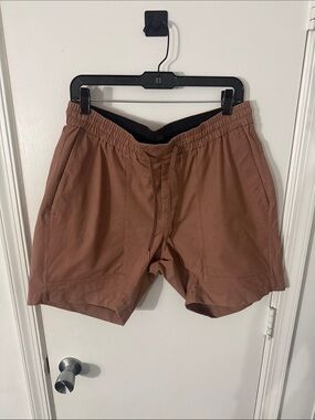Lululemon Men's Bowline Shorts Casual Elastic Waist Shorts in Brown